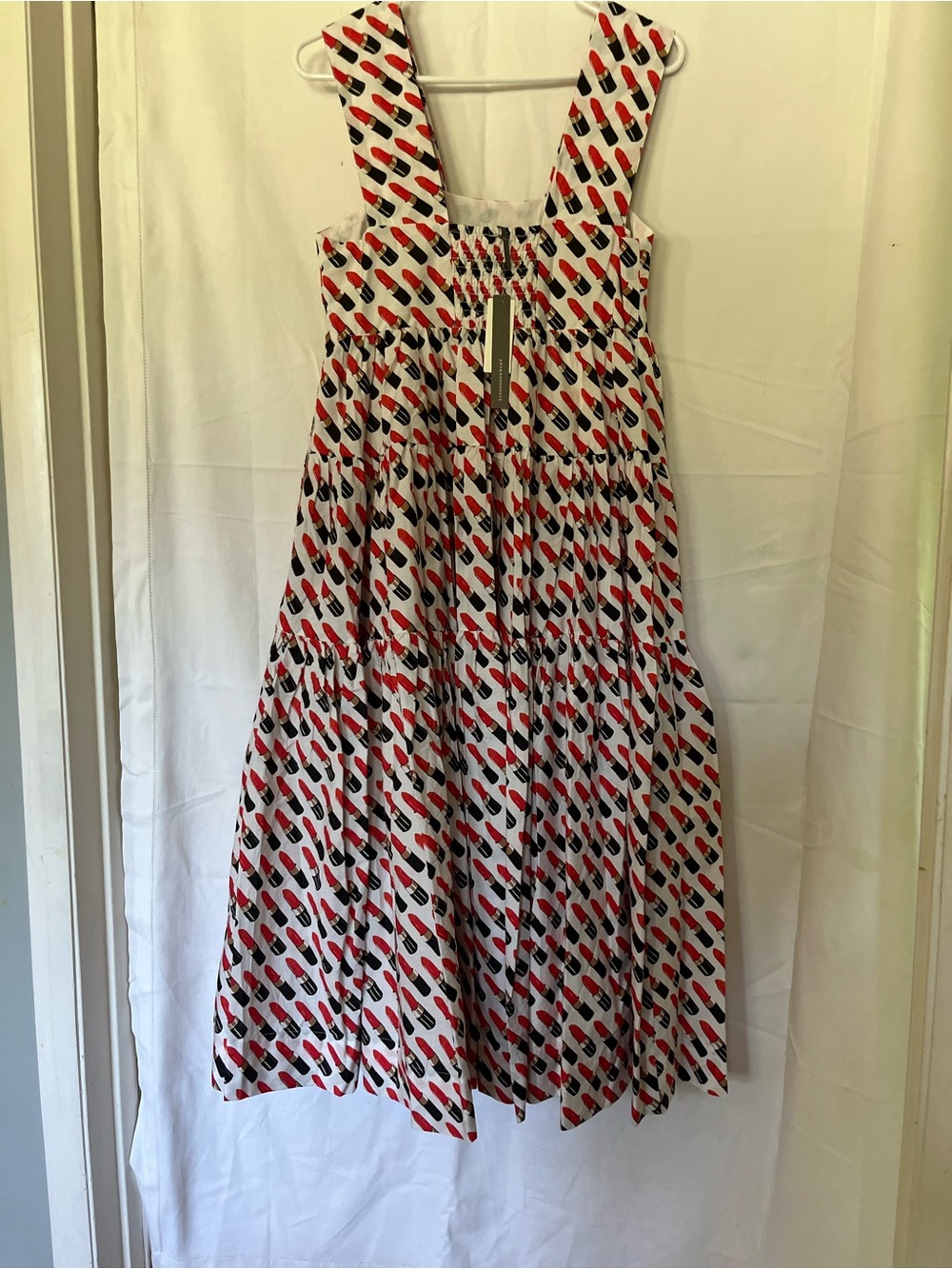 Anthropologie Helena smocked tiered   Sundress with Red lipstick print